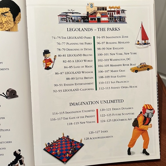The Ultimate Lego Book - Picture 4 of 9